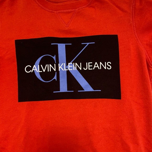 Calvin Klein Sweater - Picture 3 of 5